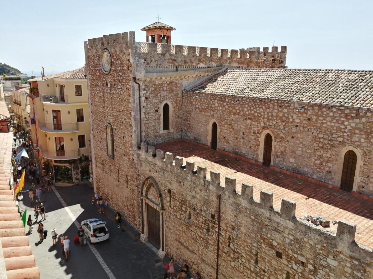 Aly Art Apartment Taormina Duomo, Gulf & Etna View Extérieur photo