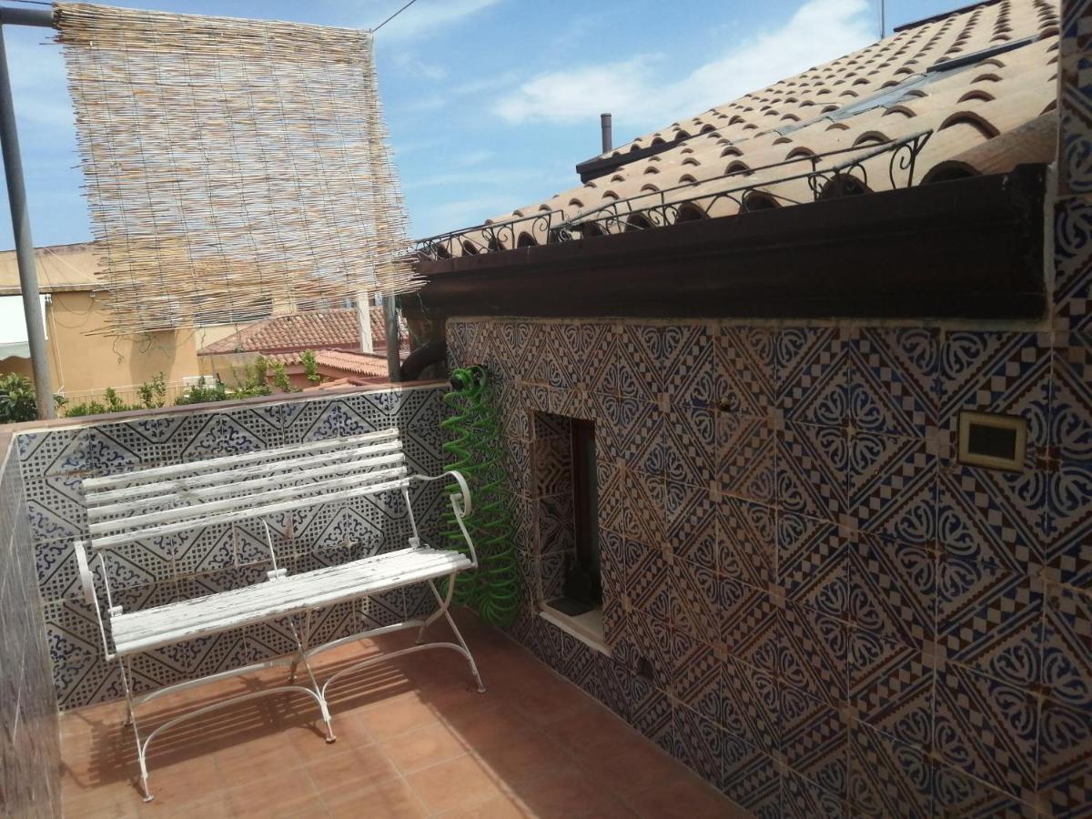 Aly Art Apartment Taormina Duomo, Gulf & Etna View Extérieur photo