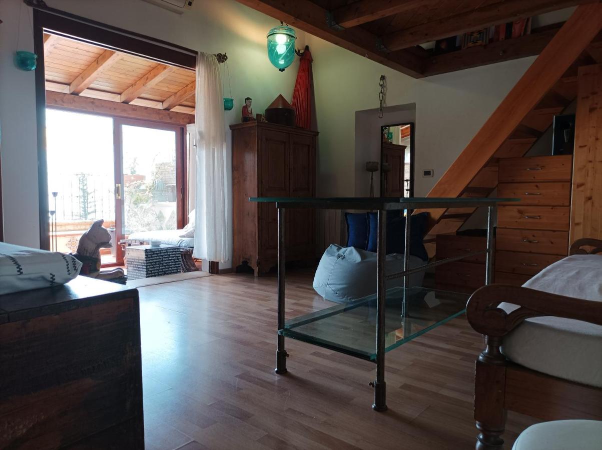 Aly Art Apartment Taormina Duomo, Gulf & Etna View Extérieur photo