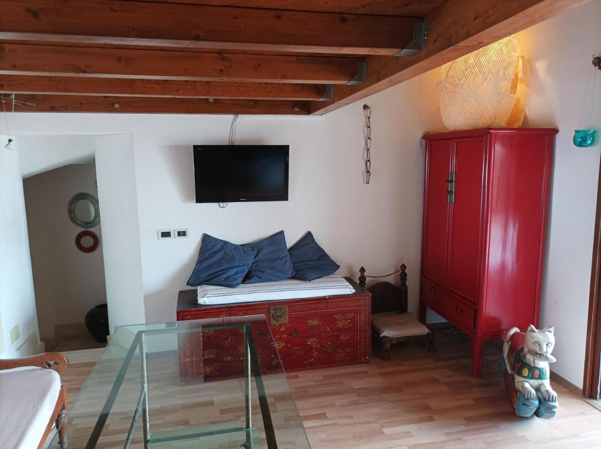 Aly Art Apartment Taormina Duomo, Gulf & Etna View Extérieur photo